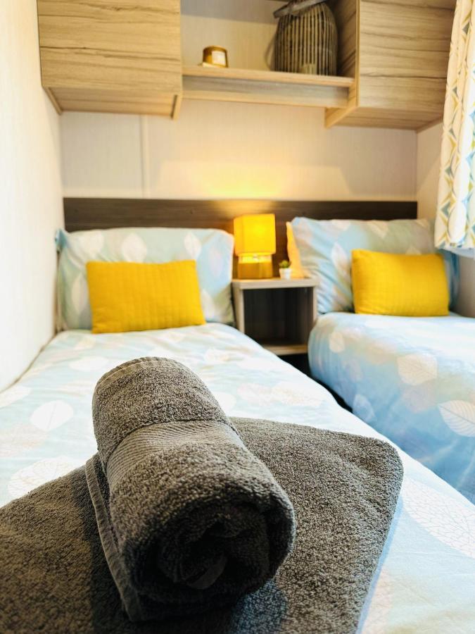 Adelfas Villa Scarborough Ngoại thất bức ảnh